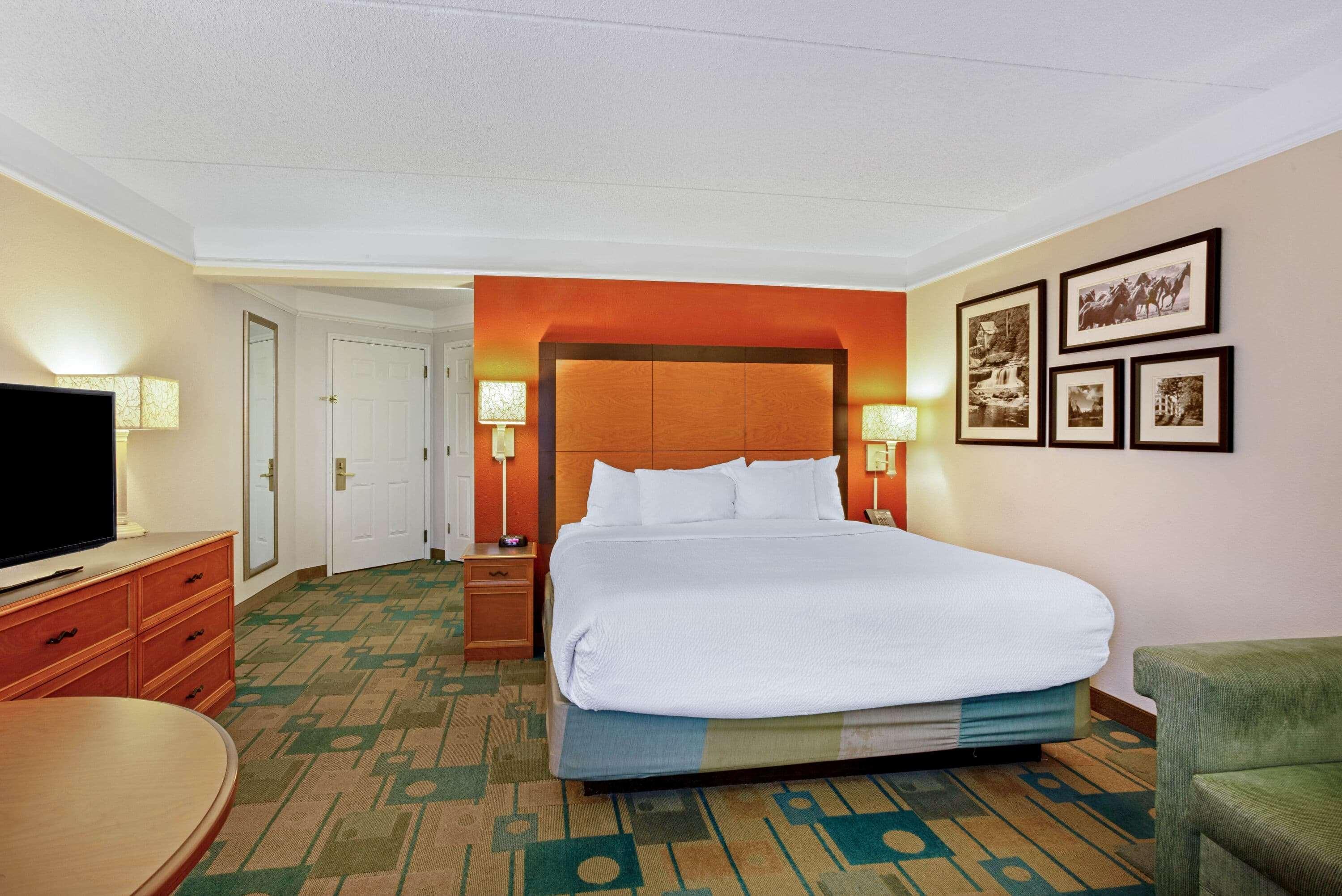 La Quinta By Wyndham Winston-Salem Hotel Екстериор снимка